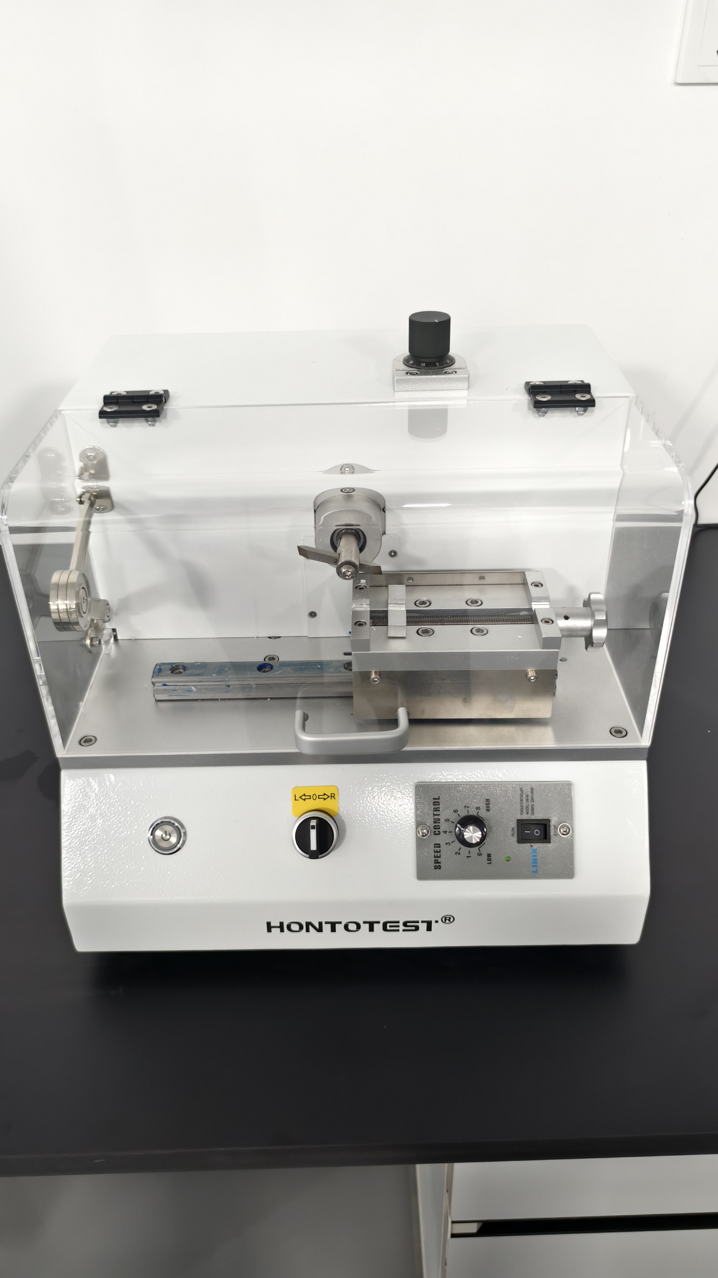 Specimen notch cutter